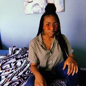 Meet your Posher, Marcy